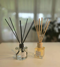 Load image into Gallery viewer, Reed Diffusers Classic  - Fragrance without flames